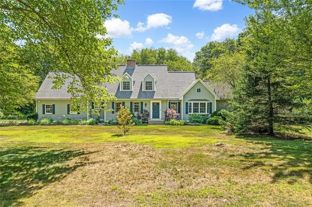 100 Warren Road Charlestown RI 02813