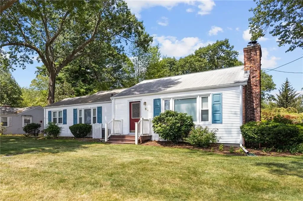 54 Frontier Road Warwick RI 02889