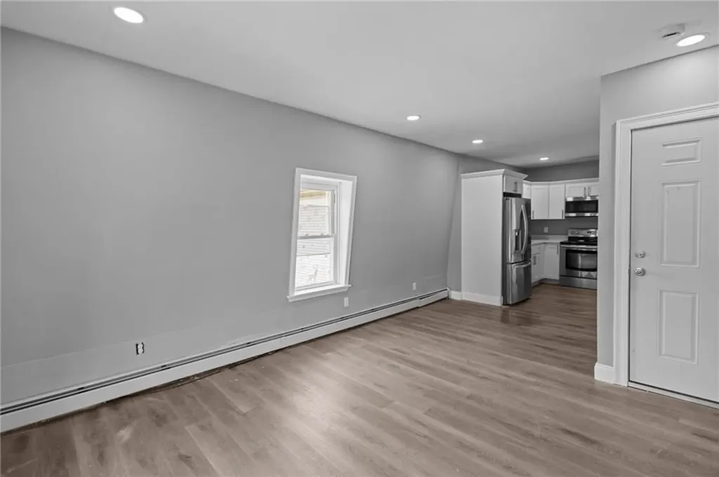 406 Cahill Street Providence RI 02905