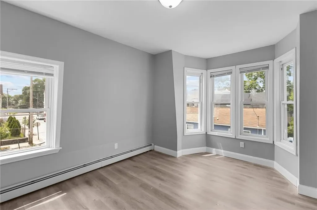 406 Cahill Street Providence RI 02905