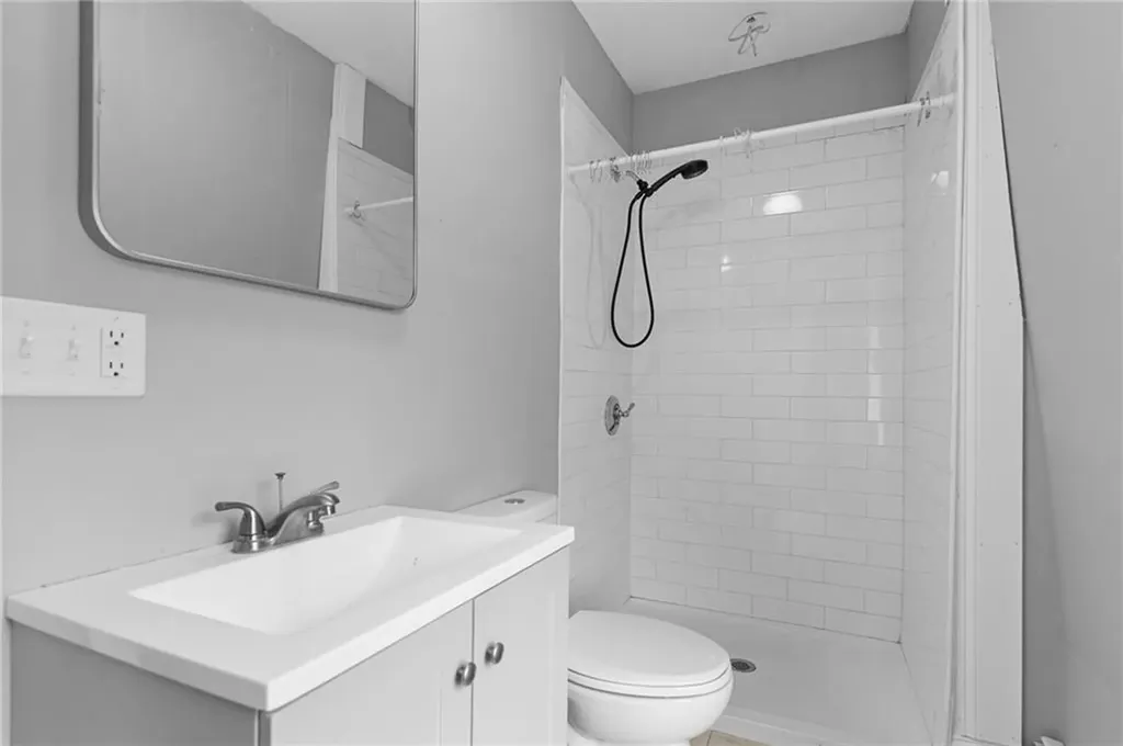 406 Cahill Street Providence RI 02905
