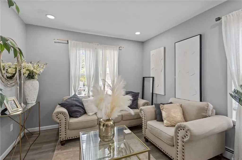 406 Cahill Street Providence RI 02905