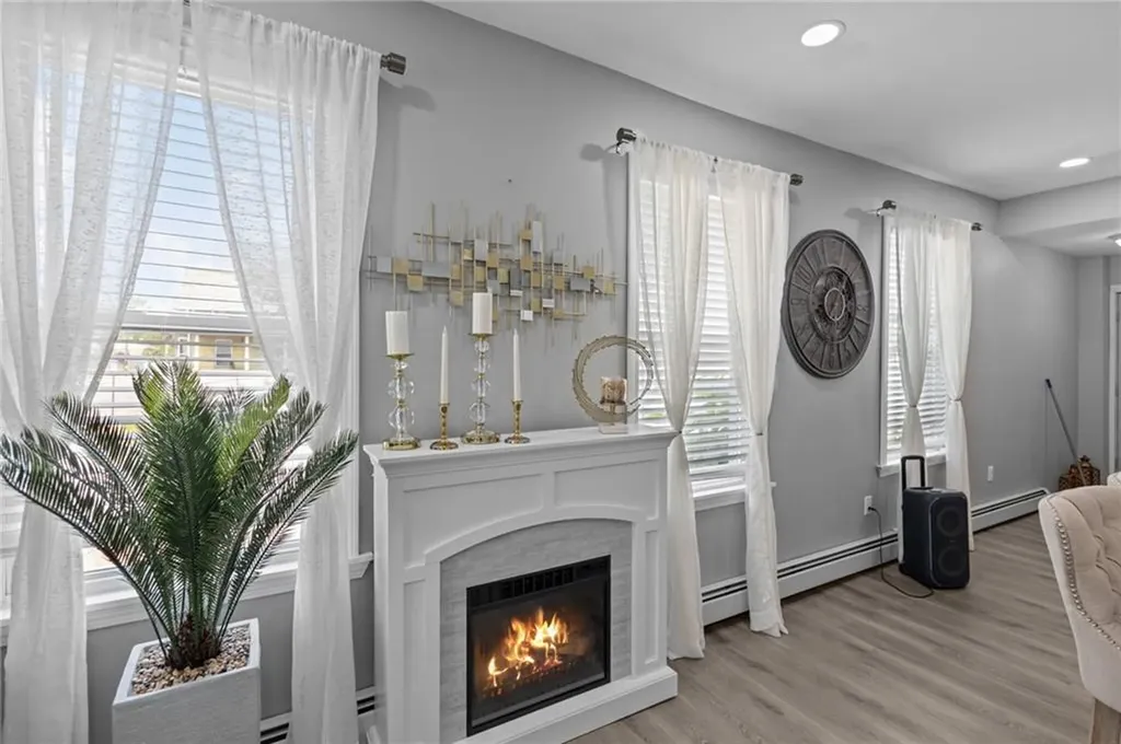 406 Cahill Street Providence RI 02905