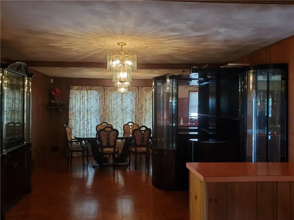143 Auburn Street Cranston RI 02910