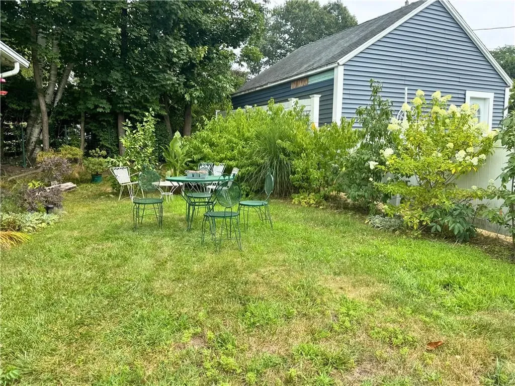 167 Dana Street Woonsocket RI 02895