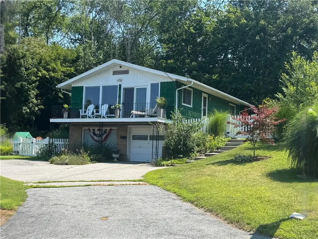 167 Dana Street Woonsocket RI 02895