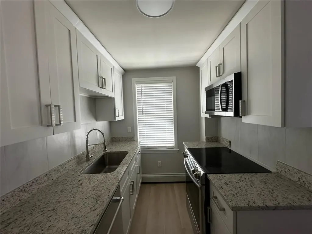 122 Larch Street Woonsocket RI 02895