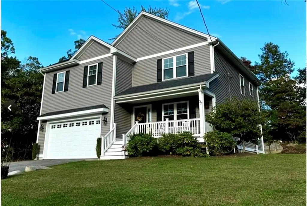 37 Iroquois Road Cumberland RI 02864