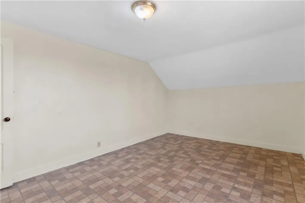 483 Dexter Street Providence RI 02907