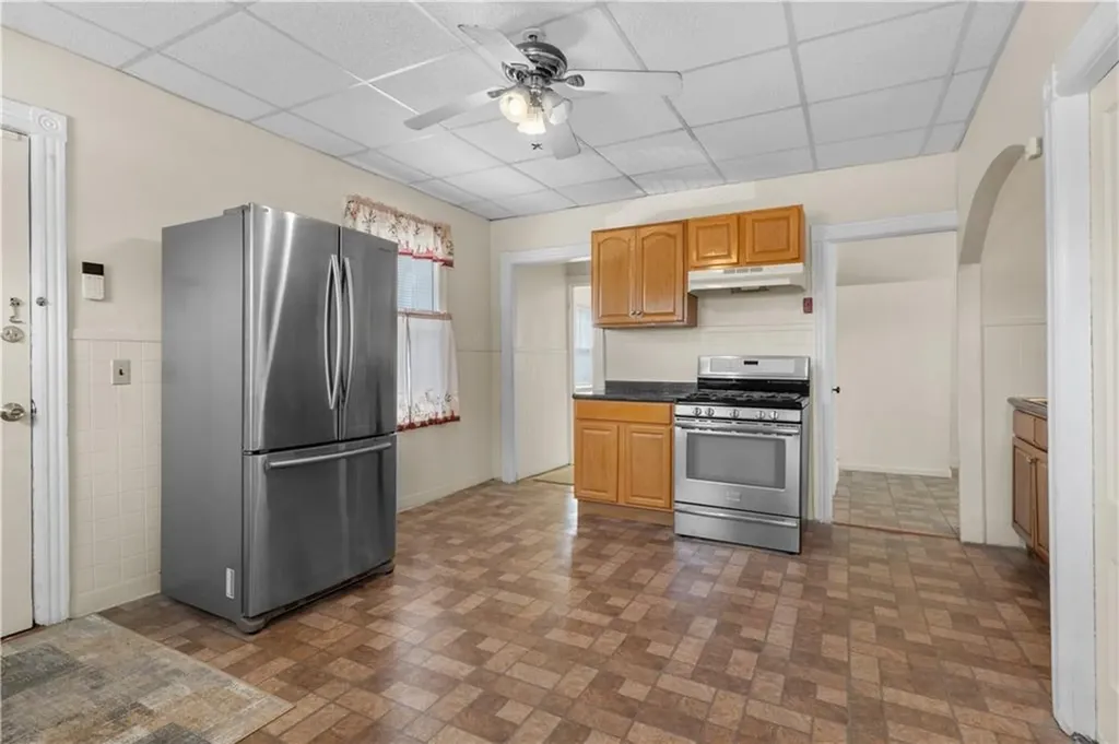 483 Dexter Street Providence RI 02907