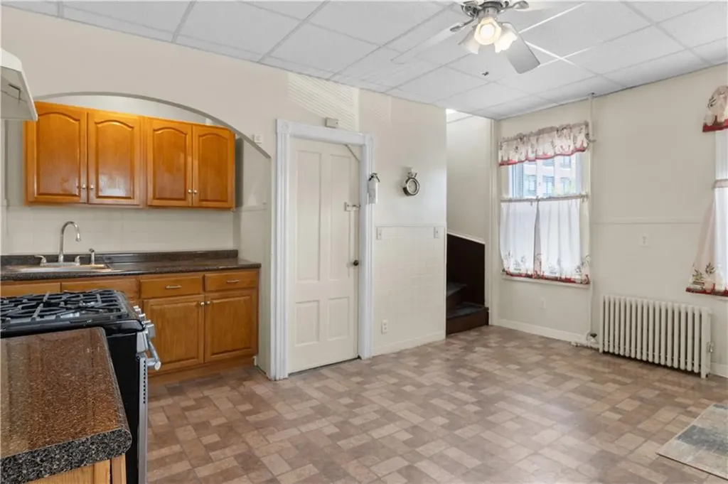 483 Dexter Street Providence RI 02907
