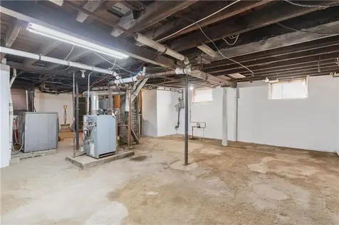 483 Dexter Street Providence RI 02907