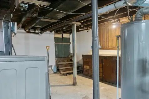 483 Dexter Street Providence RI 02907