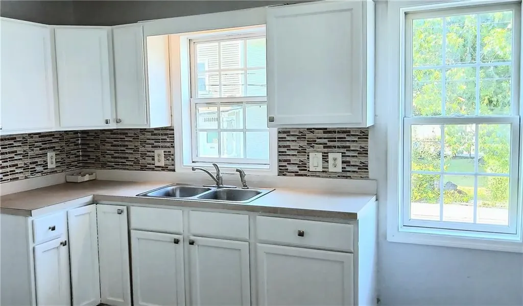 30 Rosedale Street Providence RI 02909