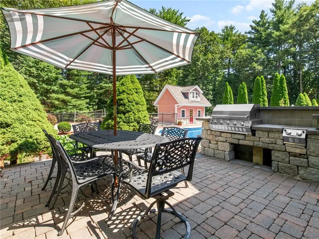 14 Bourget Court North Smithfield RI 02896