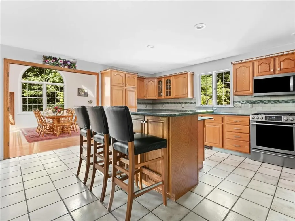 14 Bourget Court North Smithfield RI 02896