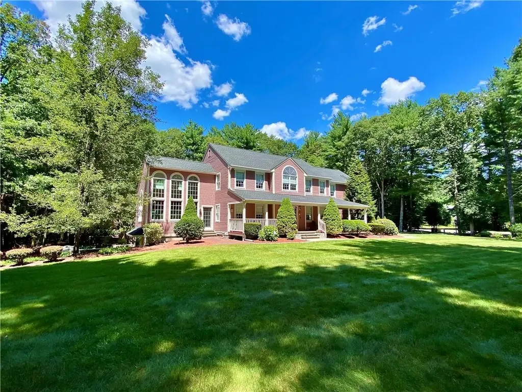 14 Bourget Court North Smithfield RI 02896