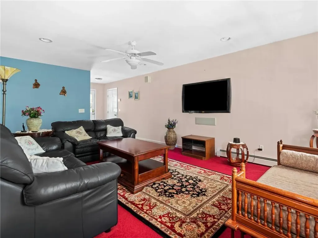 14 Bourget Court North Smithfield RI 02896