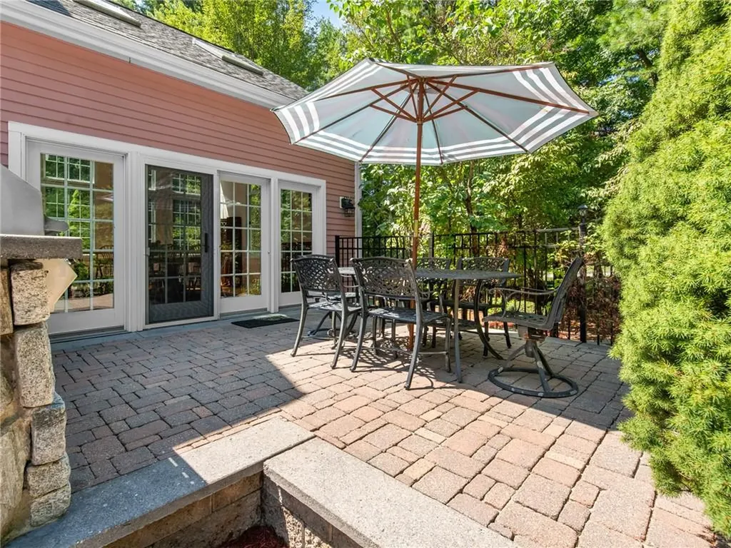 14 Bourget Court North Smithfield RI 02896