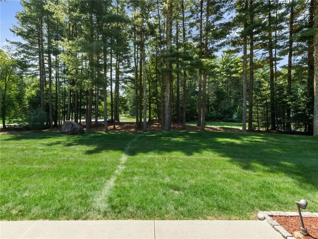 14 Bourget Court North Smithfield RI 02896