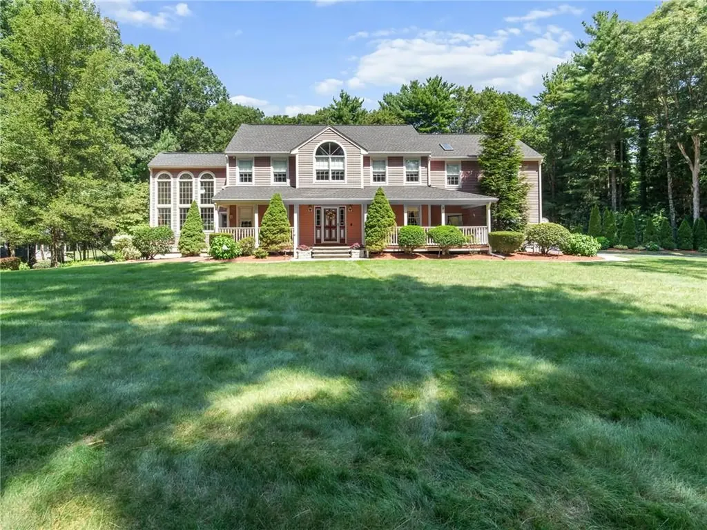 14 Bourget Court North Smithfield RI 02896