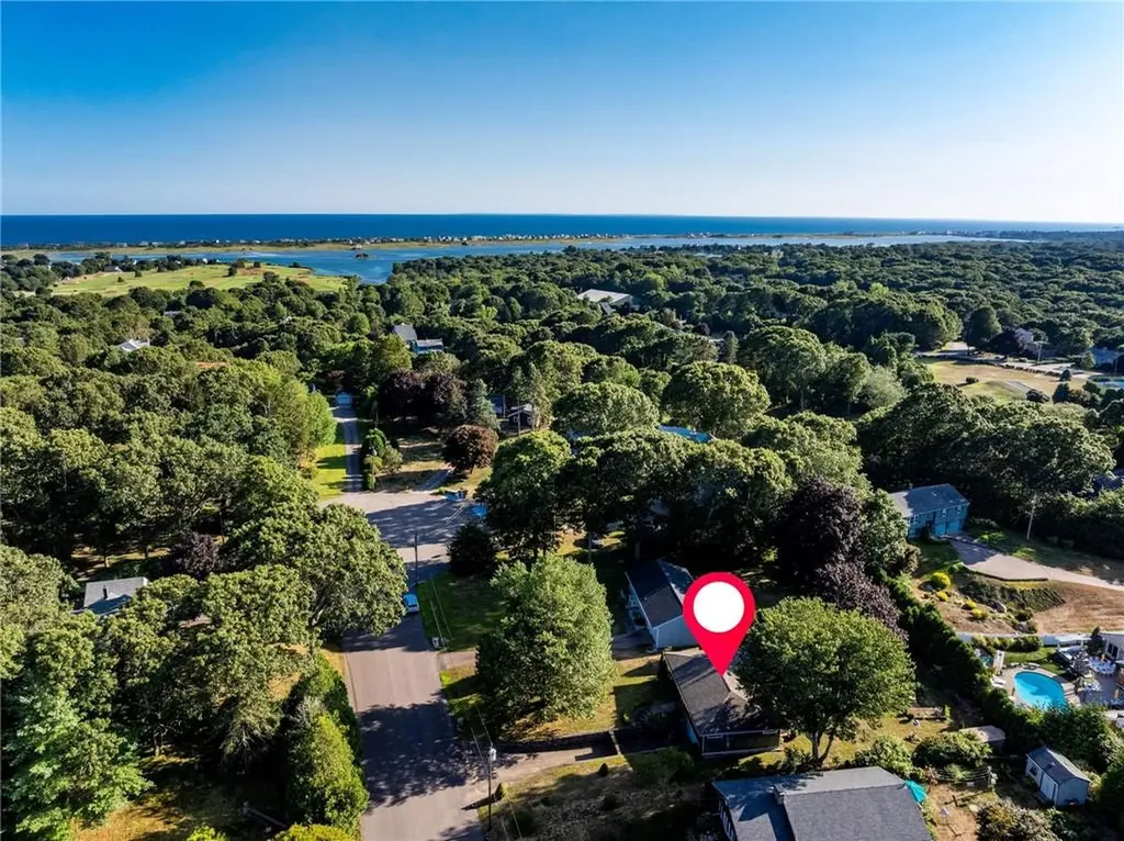 17 Plateau Road Westerly RI 02891