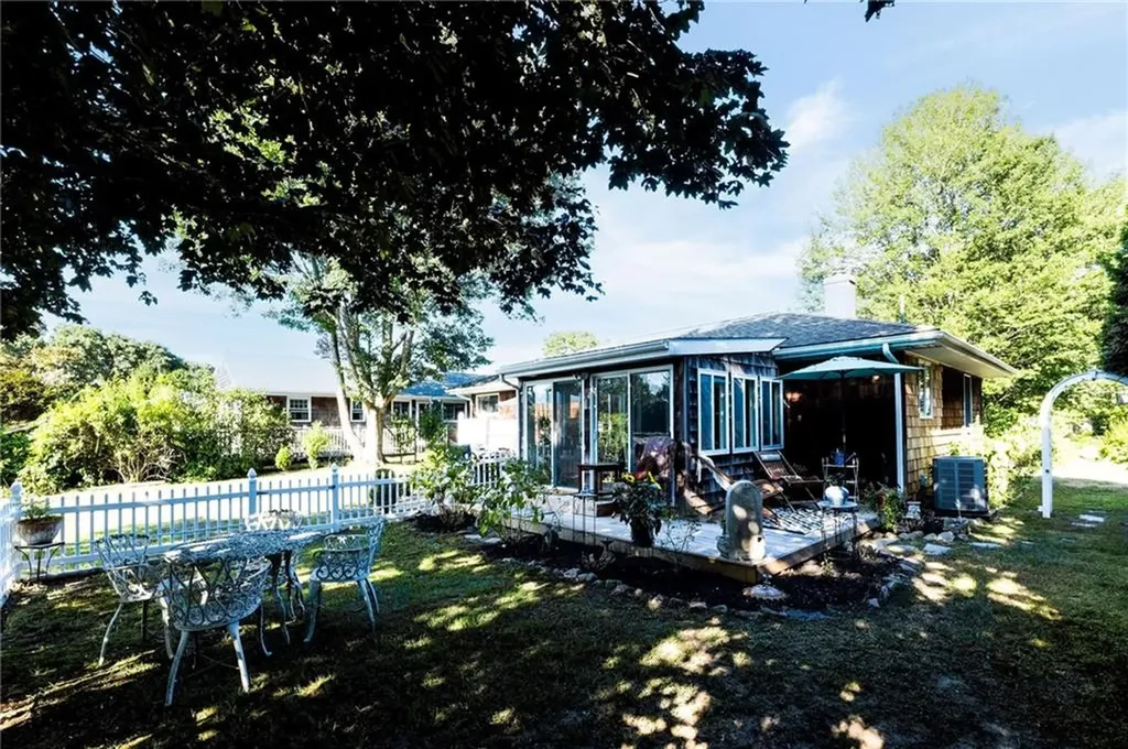 17 Plateau Road Westerly RI 02891