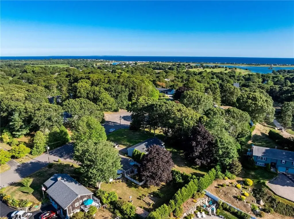 17 Plateau Road Westerly RI 02891