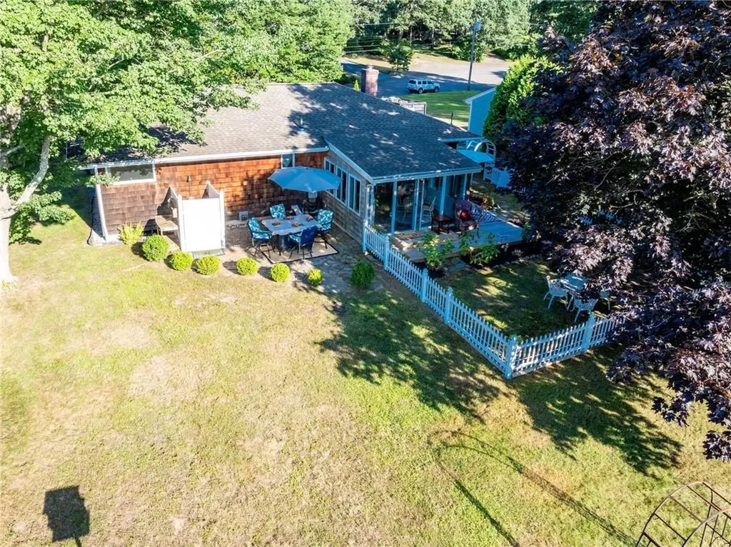 17 Plateau Road Westerly RI 02891