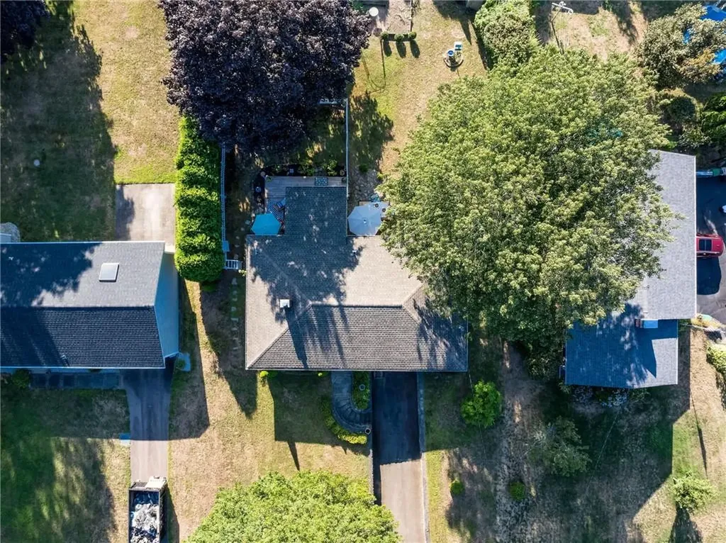 17 Plateau Road Westerly RI 02891