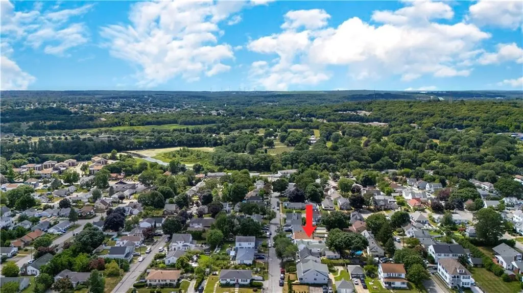 127 Gladstone Street Cranston RI 02920