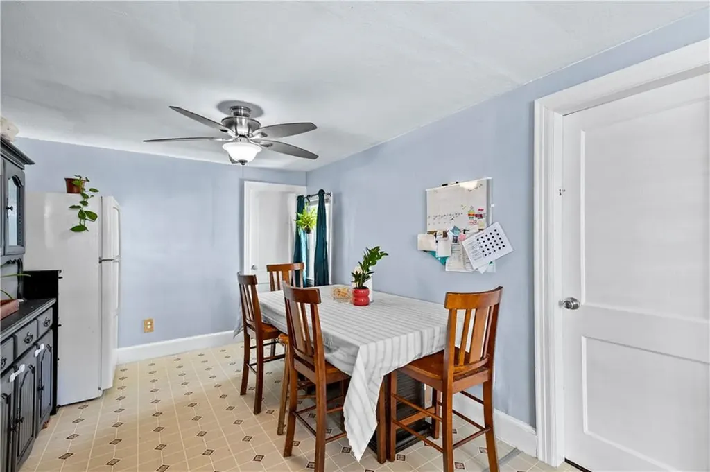 127 Gladstone Street Cranston RI 02920