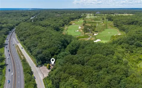 5259 Old Post Road Charlestown RI 02813