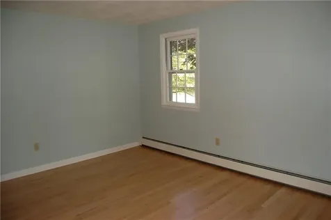 109 Suffolk Drive North Kingstown RI 02852