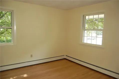 109 Suffolk Drive North Kingstown RI 02852