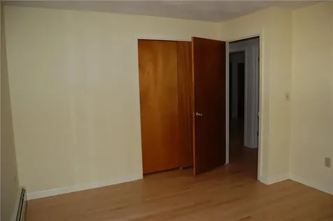 109 Suffolk Drive North Kingstown RI 02852