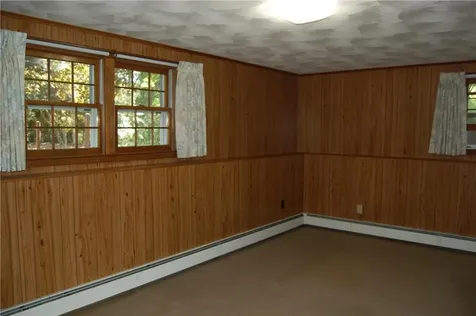 109 Suffolk Drive North Kingstown RI 02852