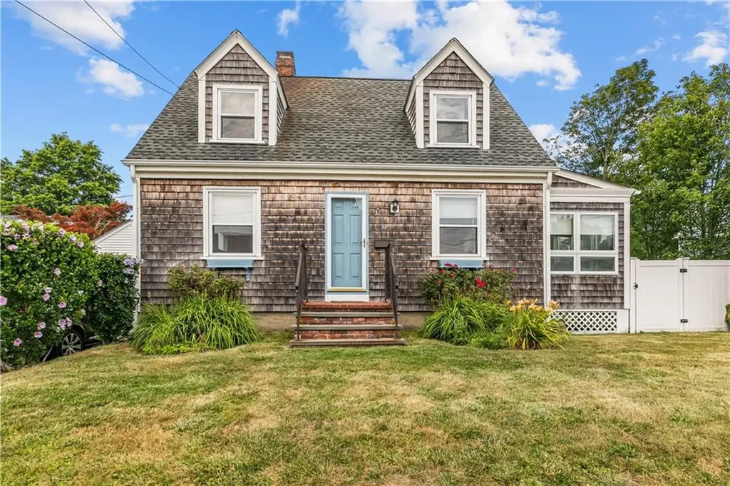 53 Admiral Kalbfus Road Newport RI 02840