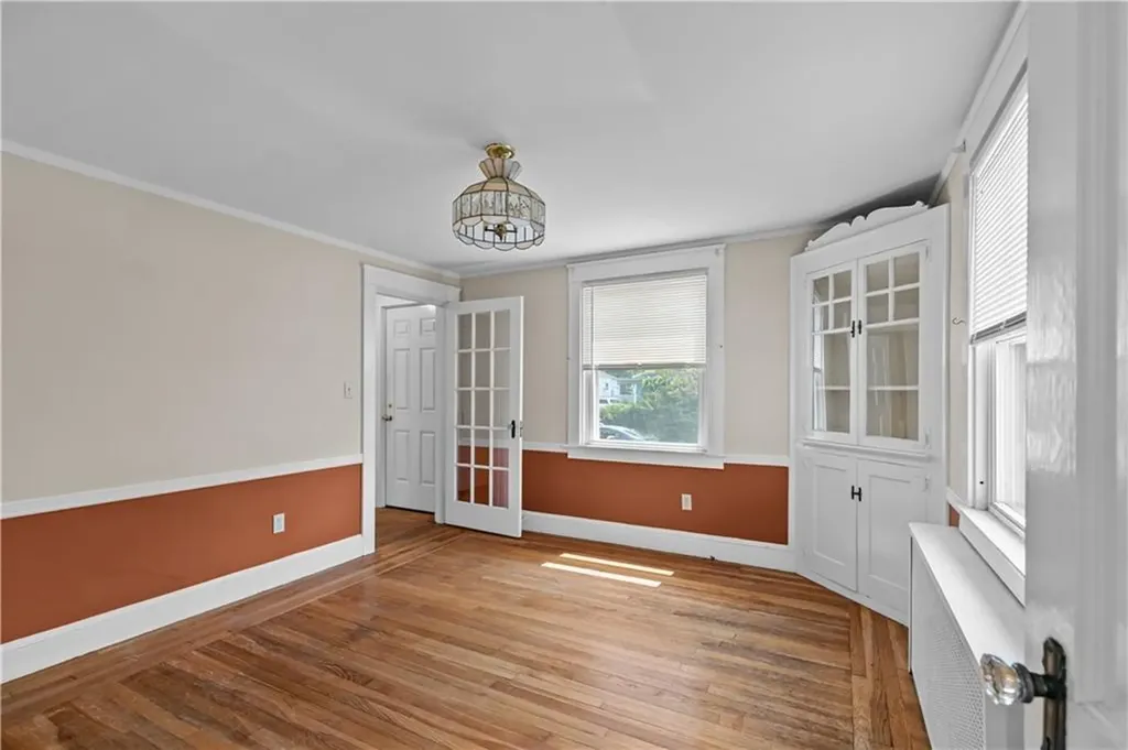 53 Admiral Kalbfus Road Newport RI 02840