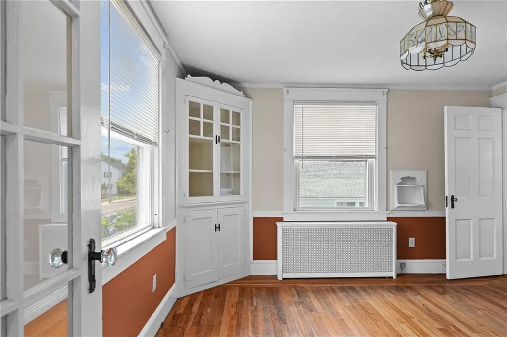 53 Admiral Kalbfus Road Newport RI 02840