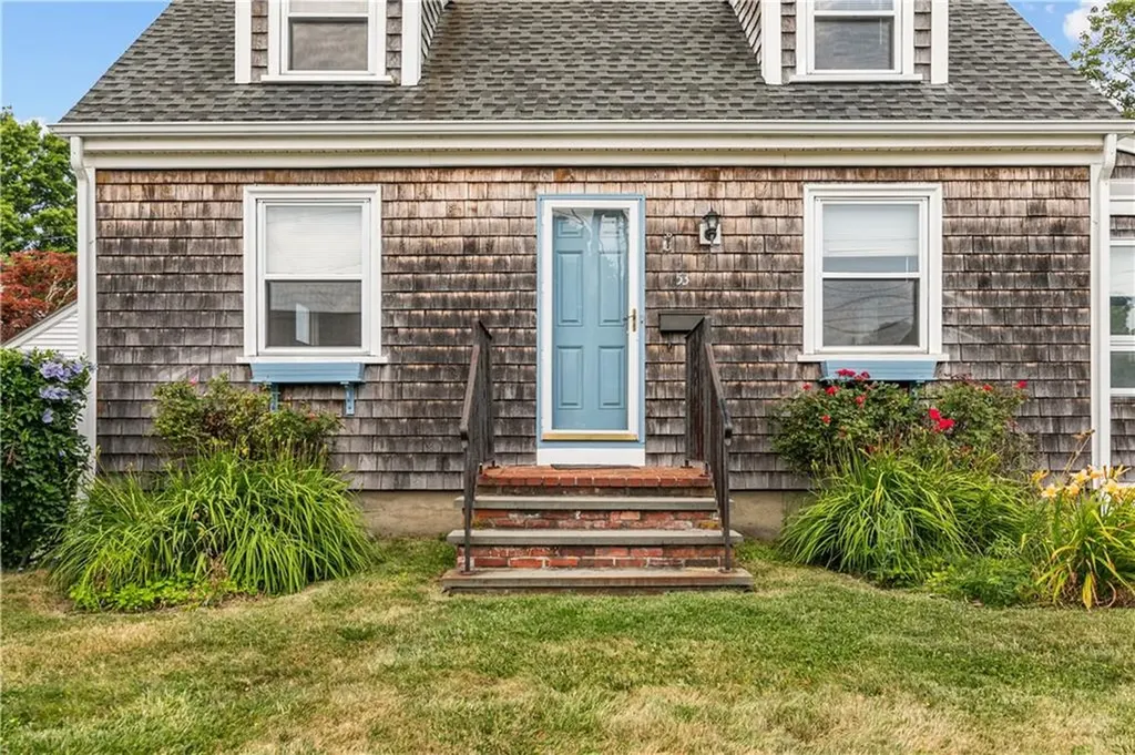 53 Admiral Kalbfus Road Newport RI 02840
