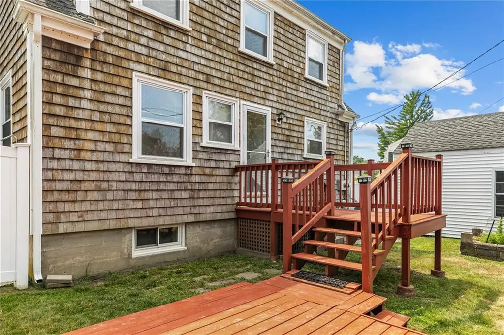 53 Admiral Kalbfus Road Newport RI 02840