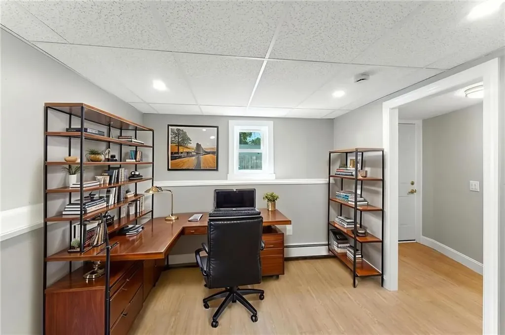 73 Ormsby Avenue Warwick RI 02886