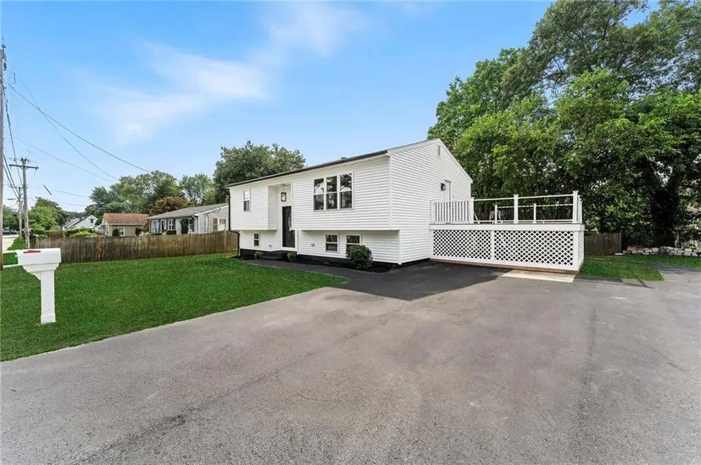 73 Ormsby Avenue Warwick RI 02886