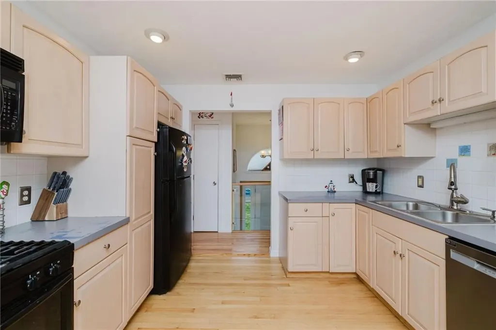 1 Lee Ann Drive Johnston RI 02919