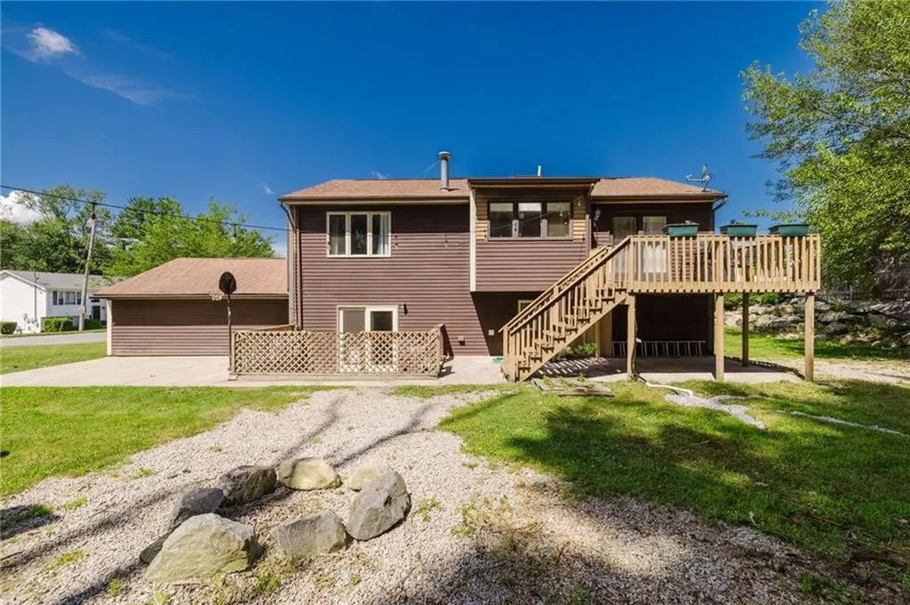 1 Lee Ann Drive Johnston RI 02919