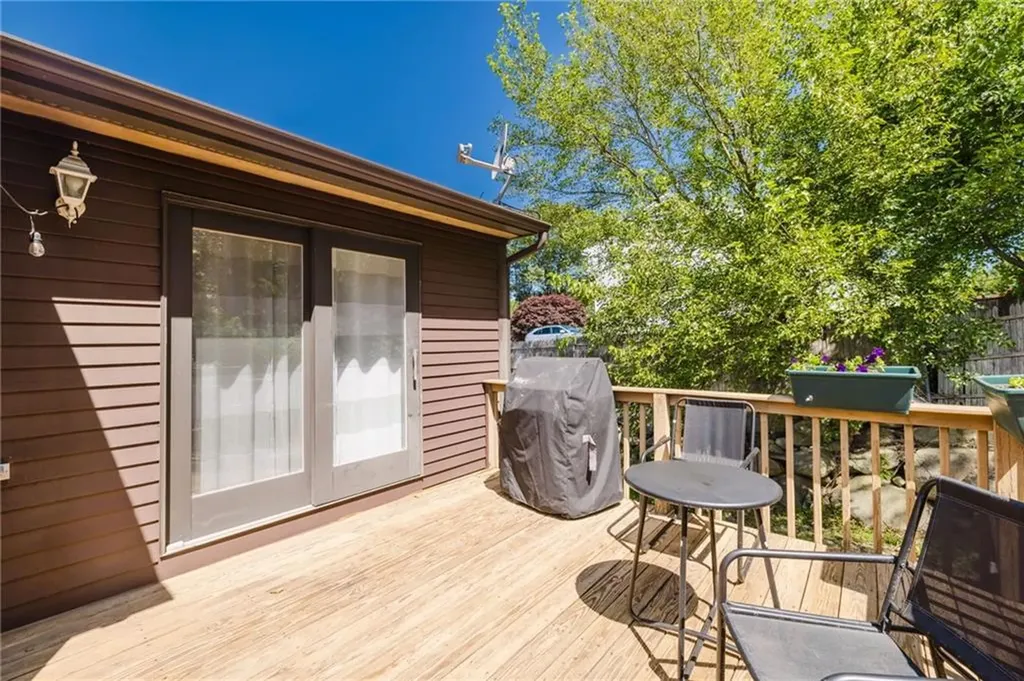 1 Lee Ann Drive Johnston RI 02919