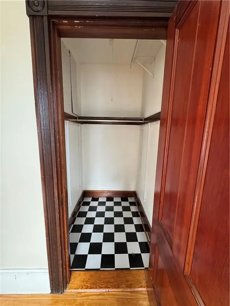 29 Powel Avenue Newport RI 02840