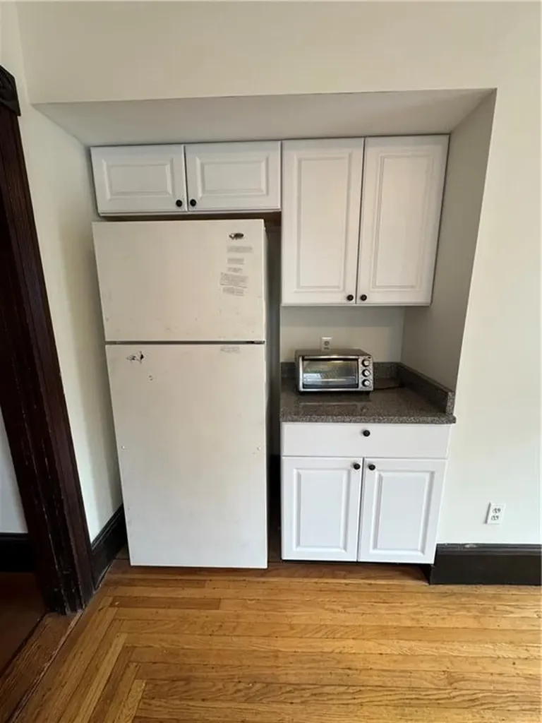 29 Powel Avenue Newport RI 02840