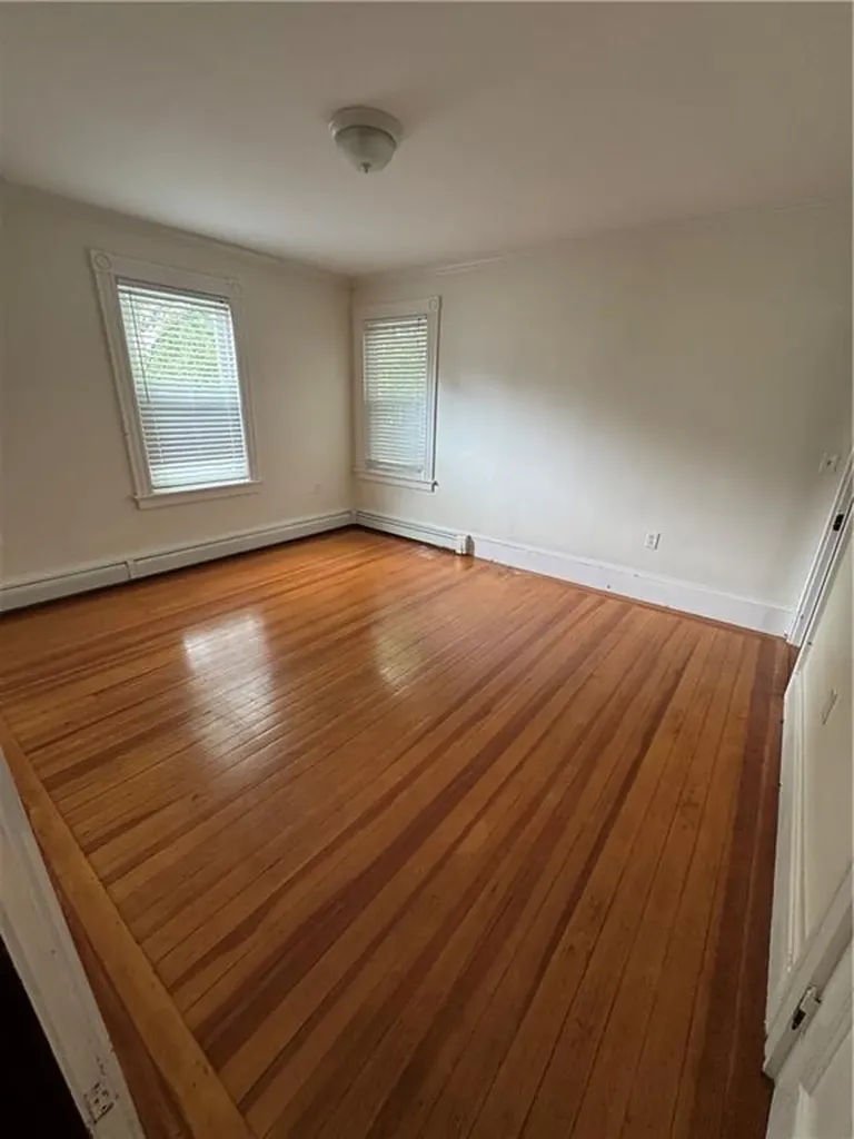 29 Powel Avenue Newport RI 02840